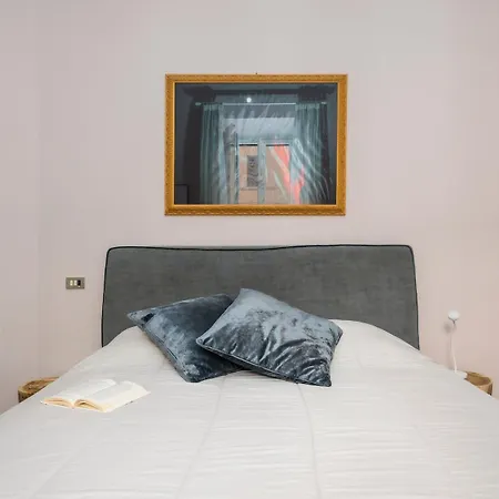 Luxury House Empire 96 * 罗马