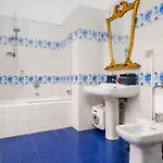 Apartament Luxury House Empire 96 *